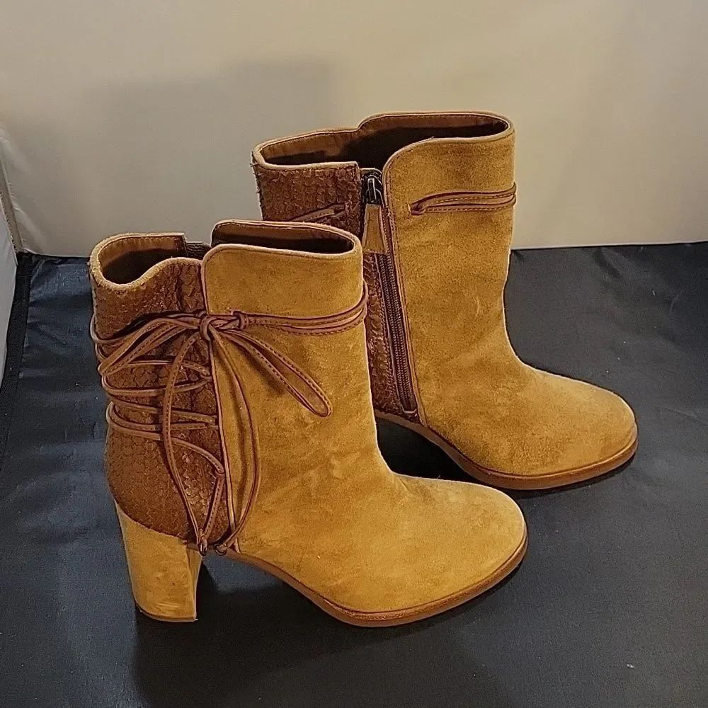 BRAND NEW JOHNSON & MURPHY ADLEY BLOCK HEEL BOOT